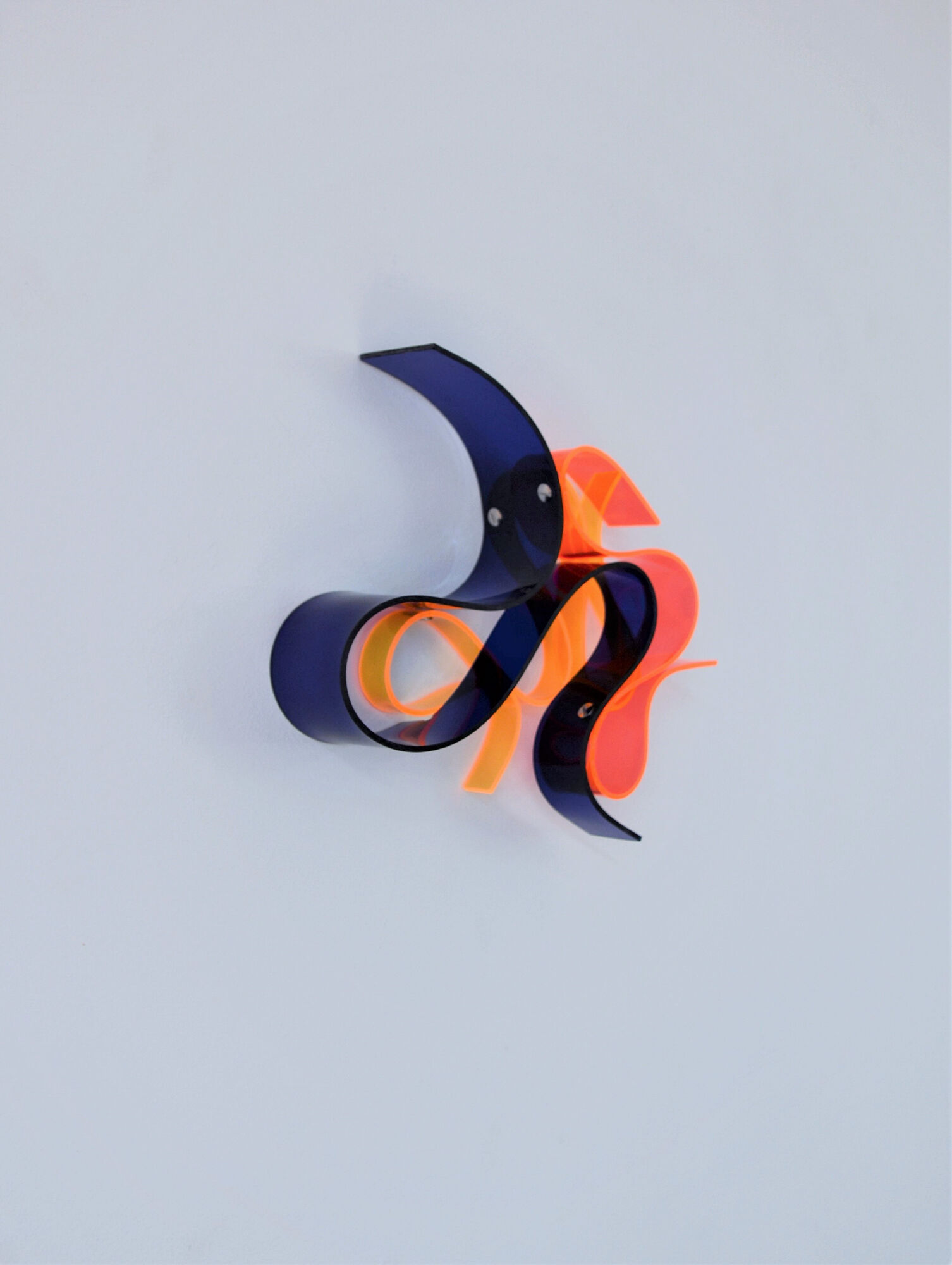 Object "Squiggle Blue/Orange " (2023) (Unique piece) by Selcuk Dizlek