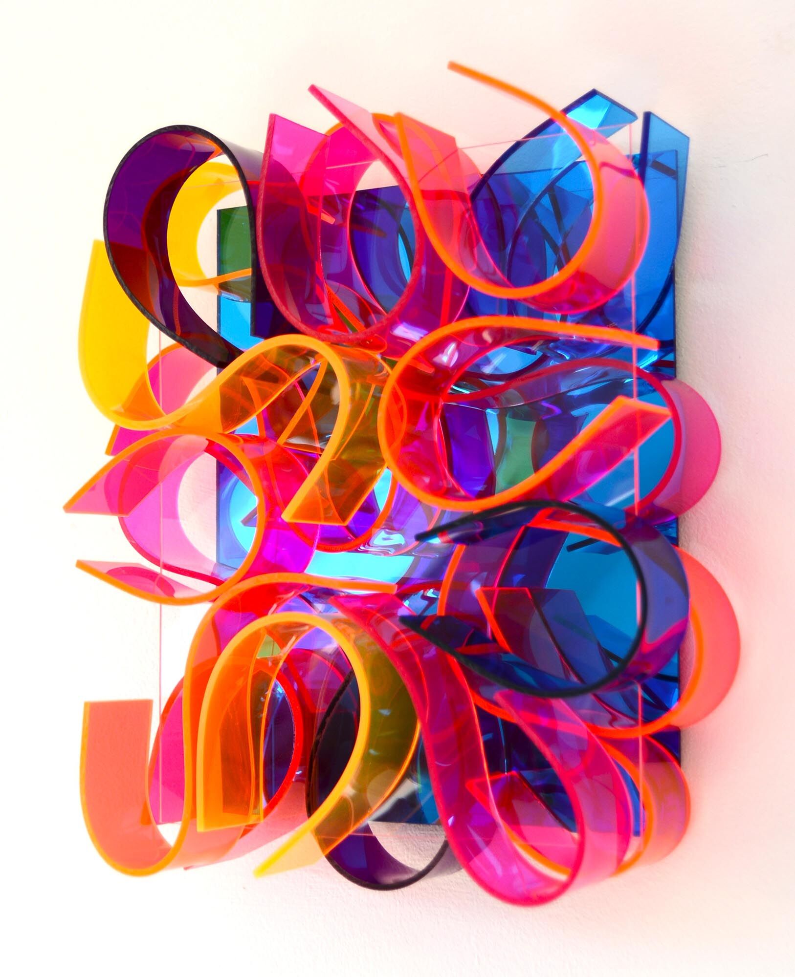 Objet mural « Kringelment_Blue III » (2026) (Pièce unique) de Selcuk Dizlek