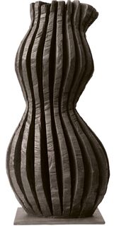 Skulptur "Mütterliche Raumträumerin I" (2025) (Unikat), Holz