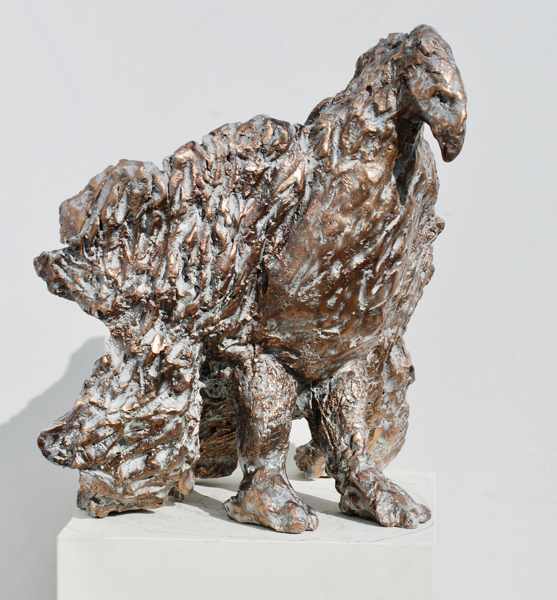 Skulptur "Kleiner Adler" (2017), Bronze von Dagmar Vogt