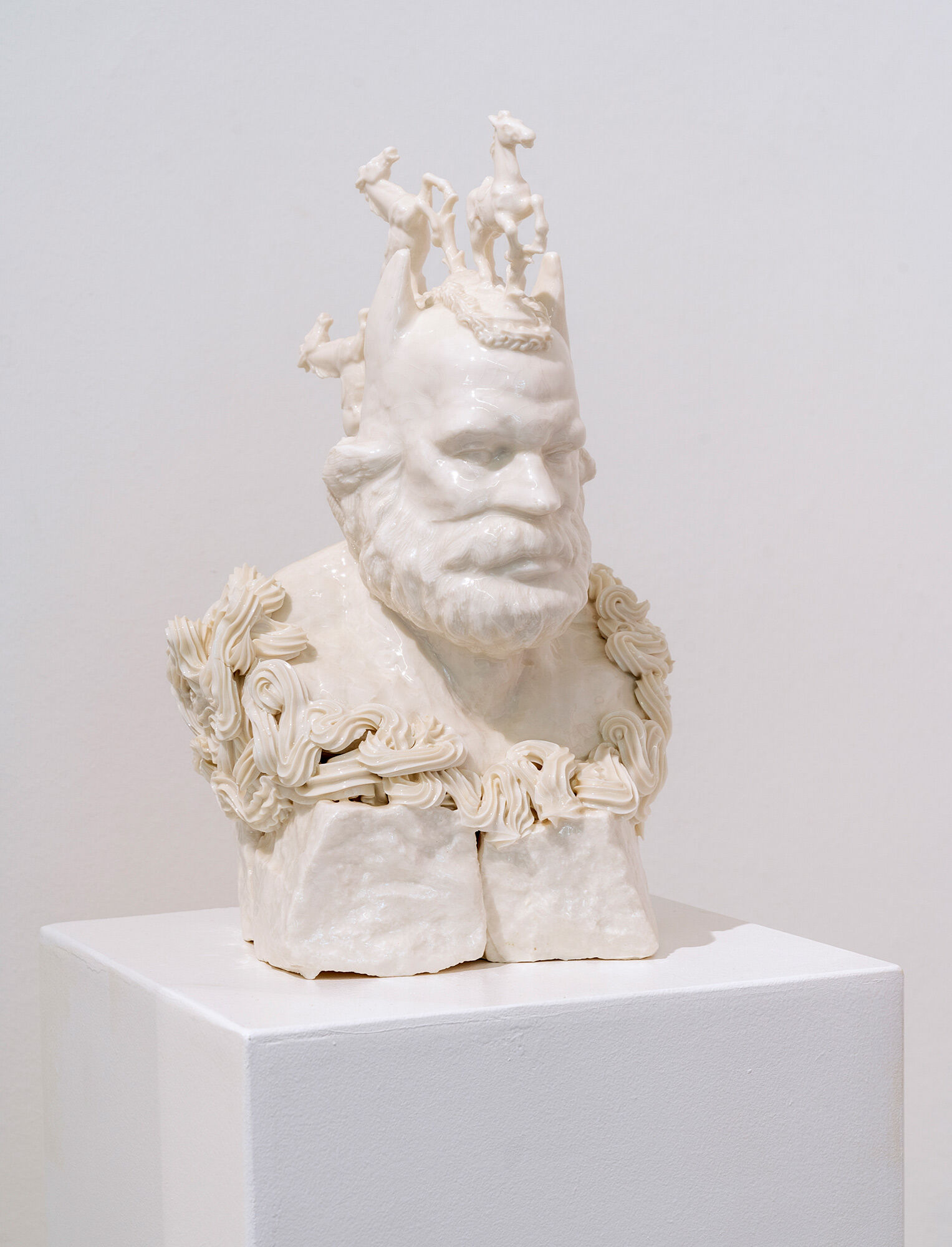 Sculpture "B. Marx No. 3" (2015), porcelain by Hannes Uhlenhaut