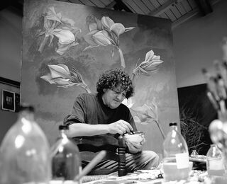 Artist Bruno Bruni in action