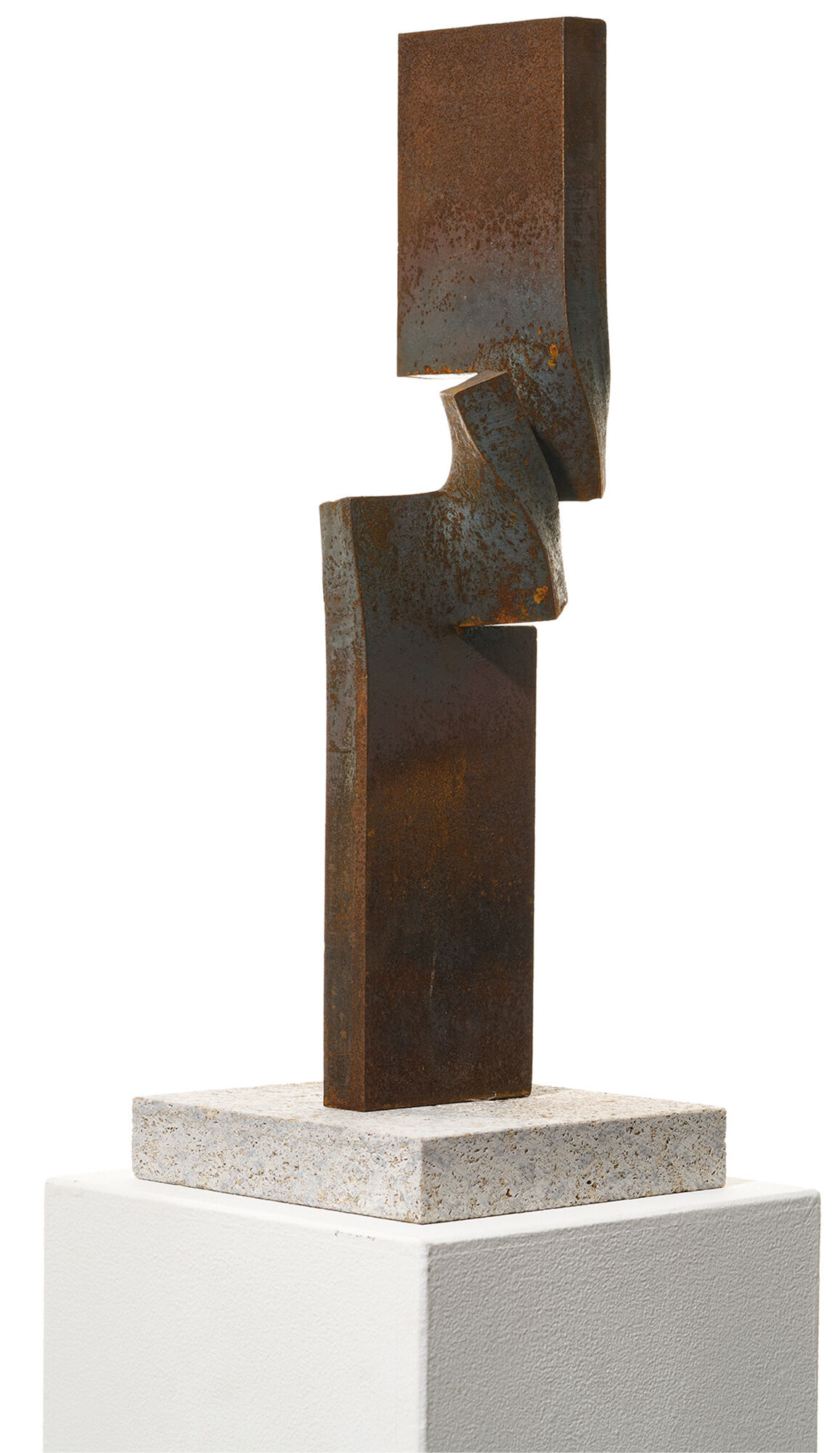 Sculpture "Vertical Development (Rust)" (2022) (Unique piece), steel by Thomas Röthel