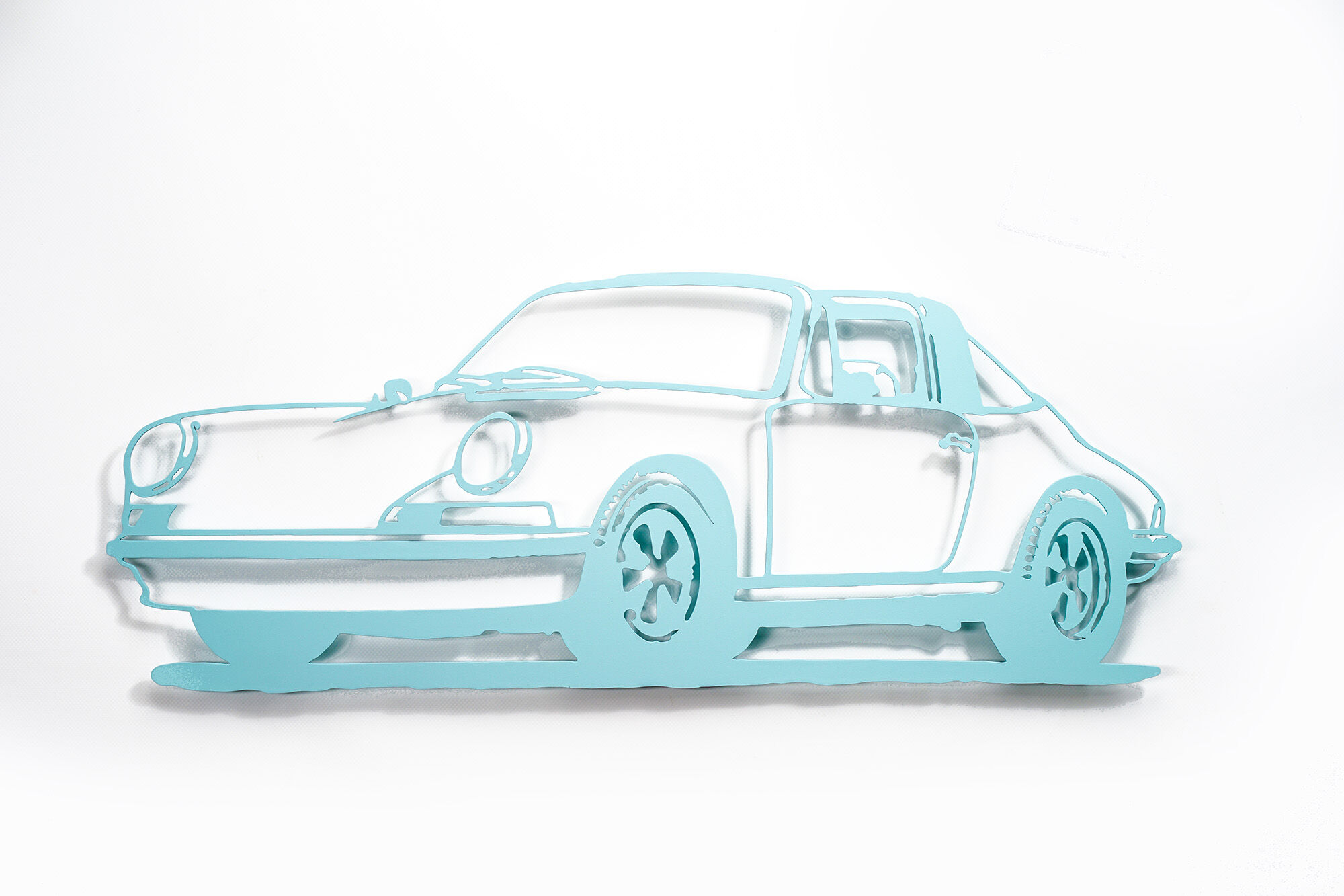 Wandobjekt "Porsche 911 Targa (hellblau)" (2022) (Serielles Unikat) von Jan M. Petersen