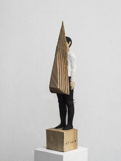 Skulptur "Ohne Titel" (2018) (Unikat), Holz von Edvardas Racevicius
